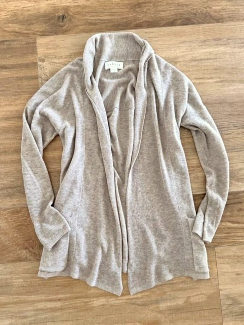 Velvet by Graham & Spencer 100% Cotton Lightweight Cardigan Sweater Beige Taupe